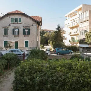 Lucia Gostinjska kuća Split